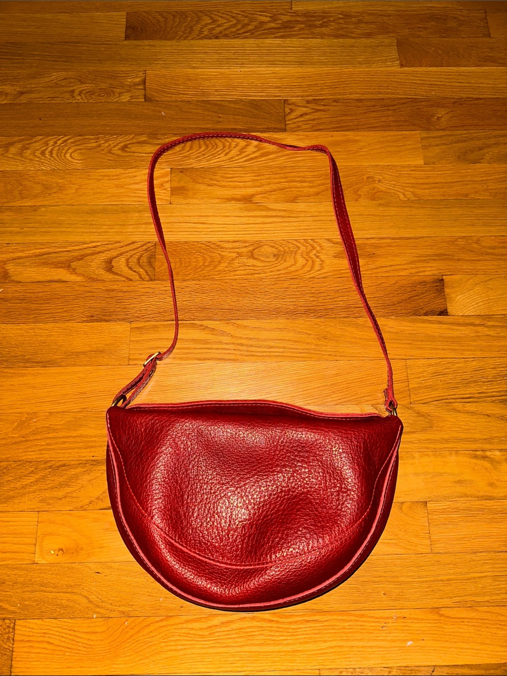 Portland Leather Goods Large Koala Sling Bag - Chili Red